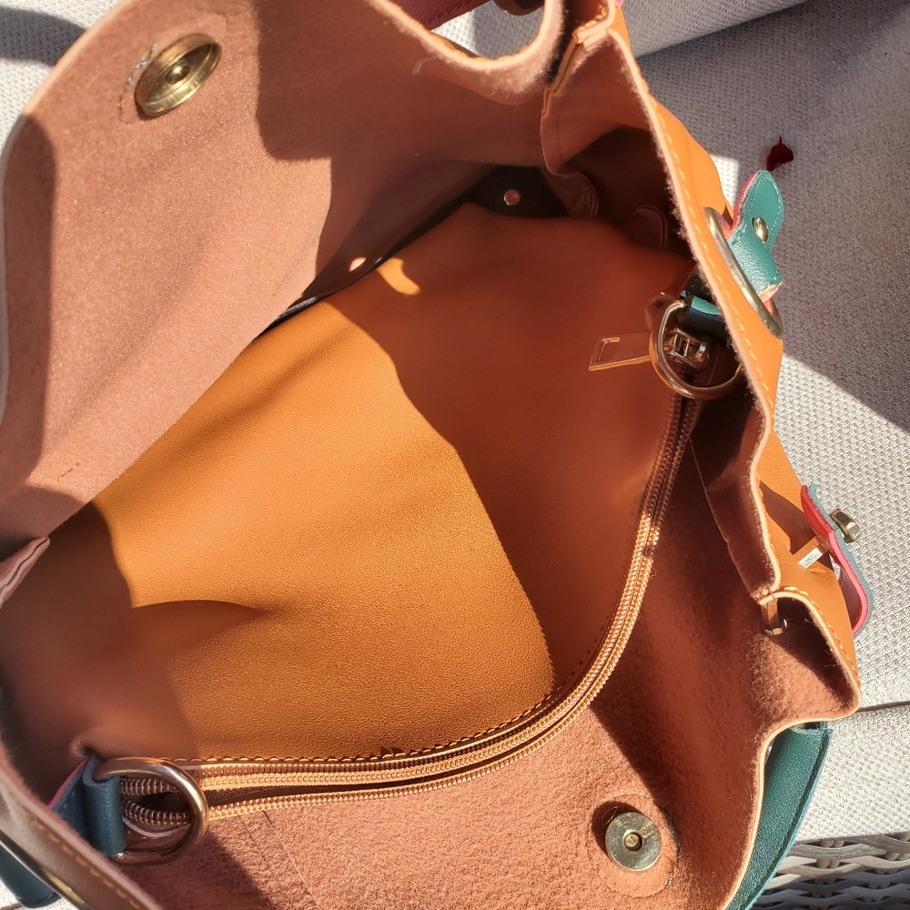 Purse - Picture 6 of 8